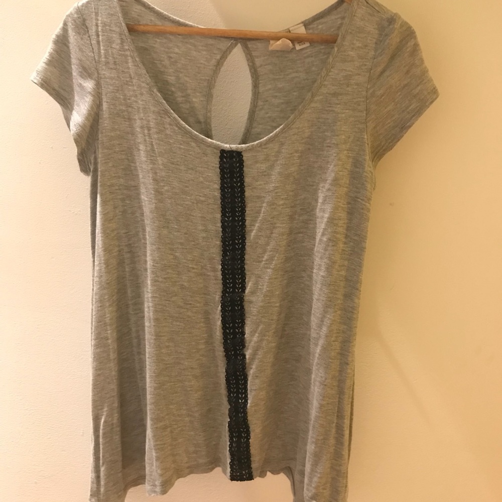Gray top